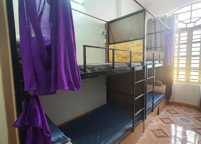 Poem Bed & Breakfast *